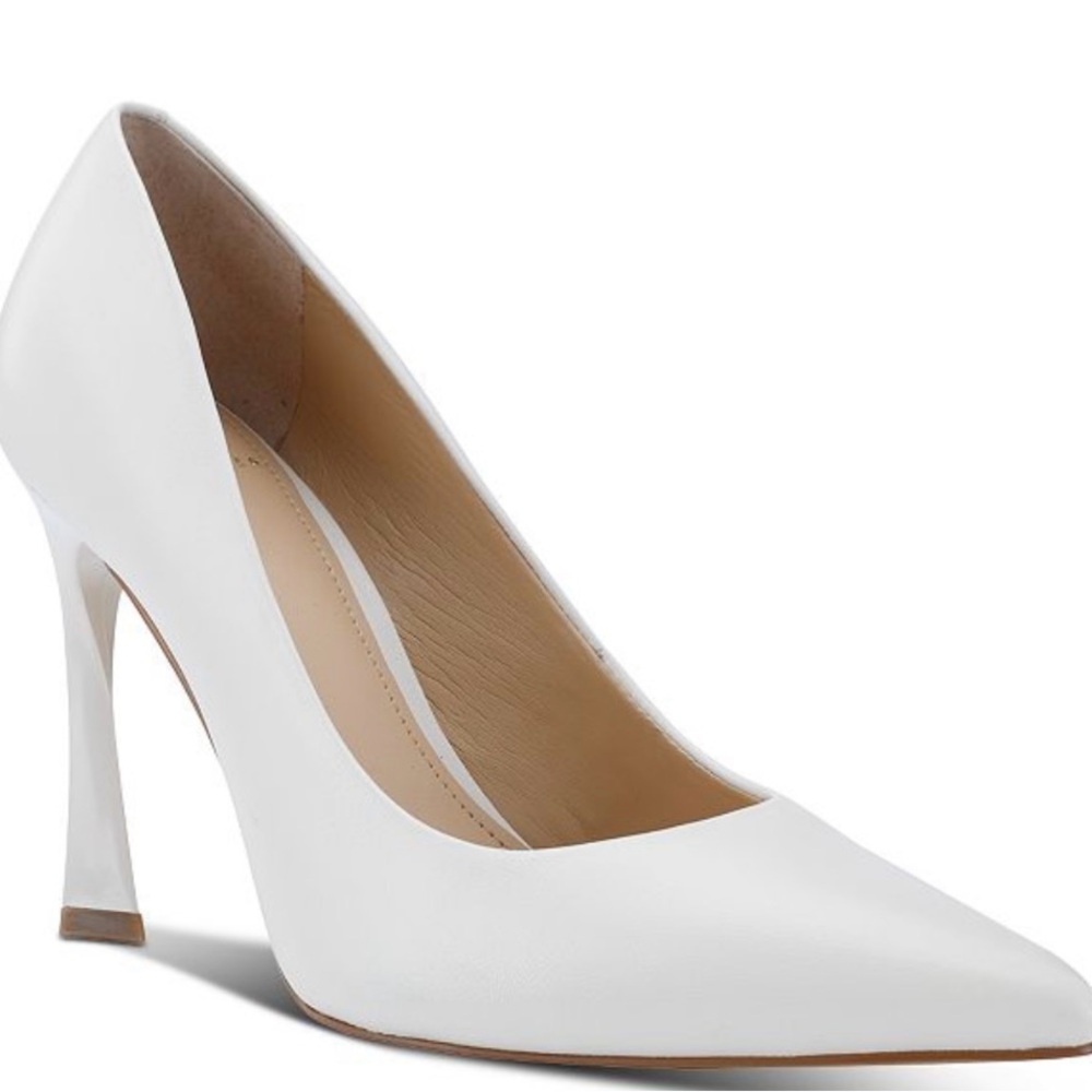 Marc Fisher Sassie Pointed Toe Heel